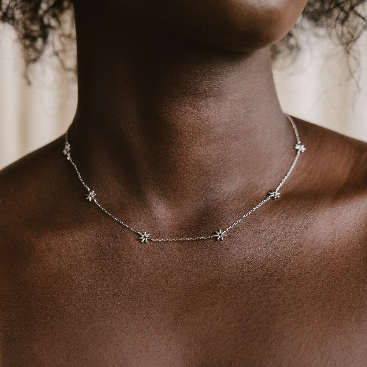Flower Child Necklace & Bracelet Set in Silver