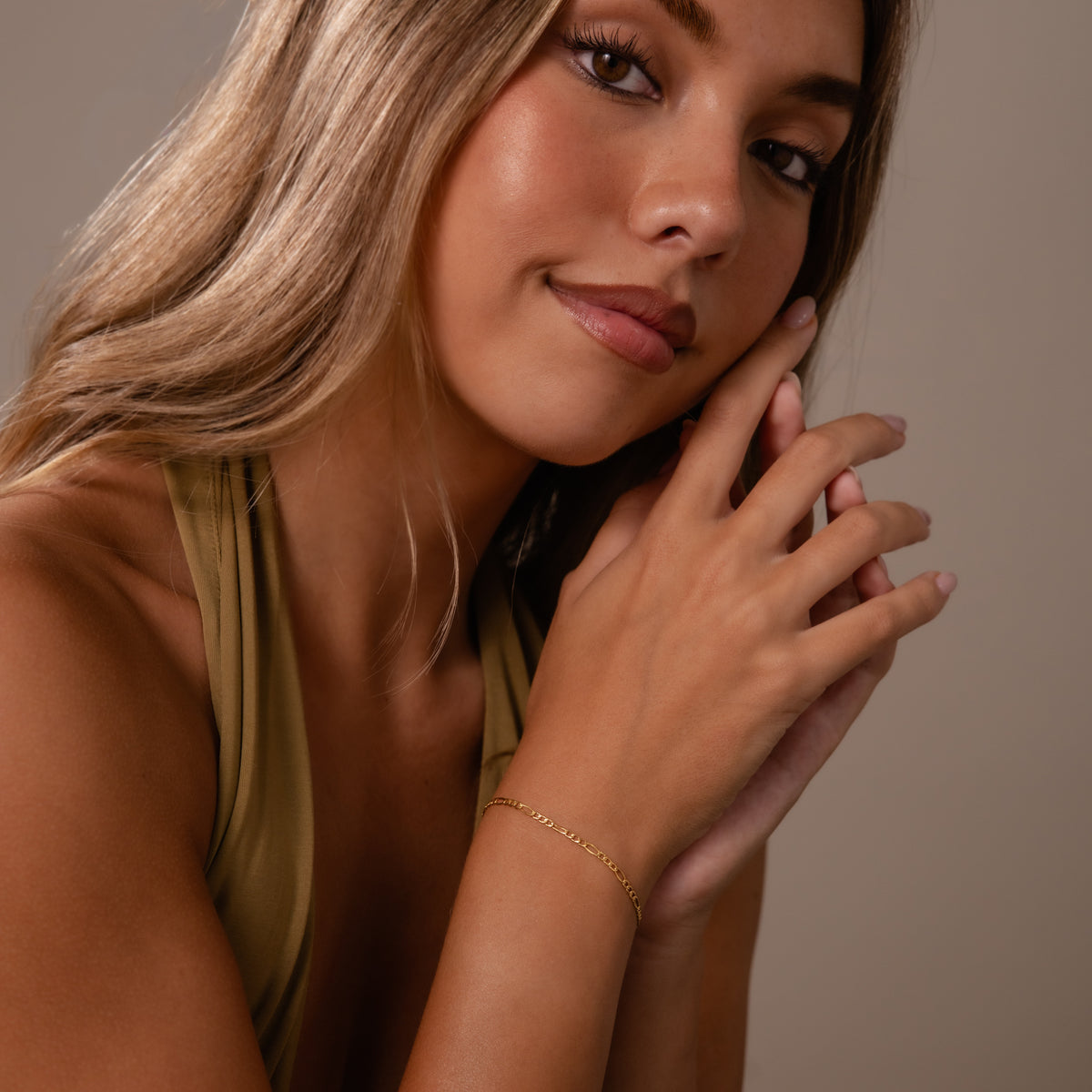 Semi-Solid Gold Figaro Chain Bracelet