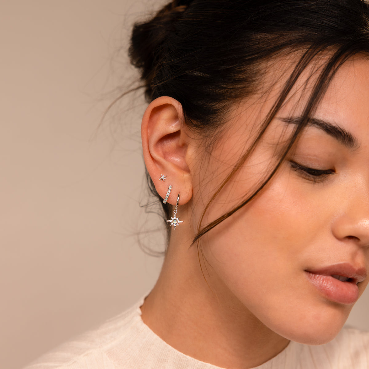 Conjunto de aretes Starburst de ópalo 