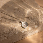 Collier avec empreinte de main de bébé