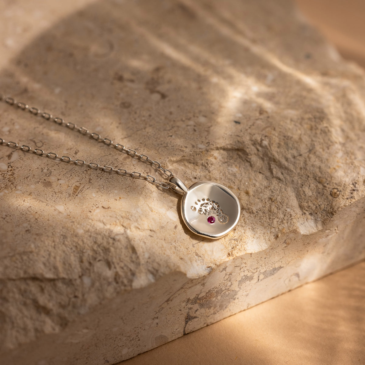 Collier avec empreinte de main de bébé