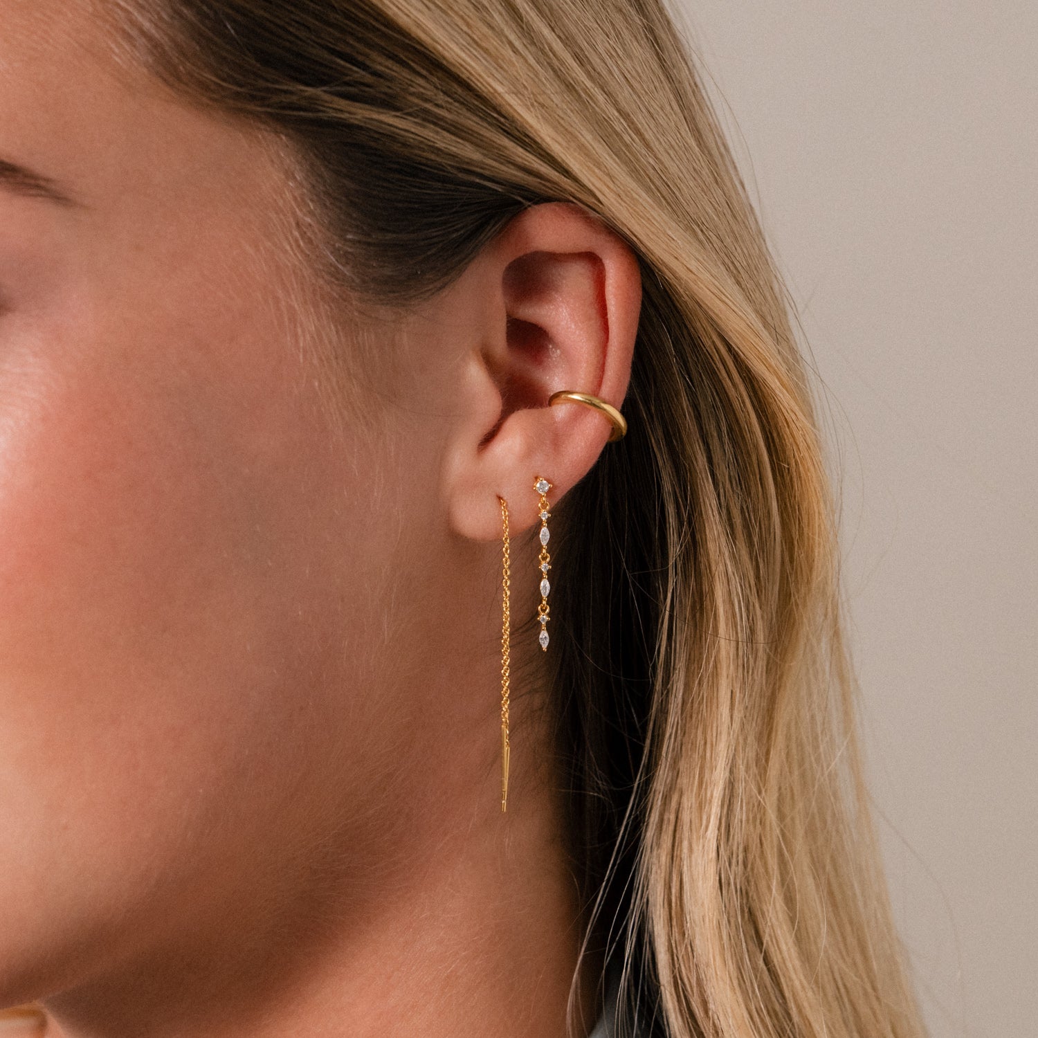 Essential Threader Earrings in 18K Gold