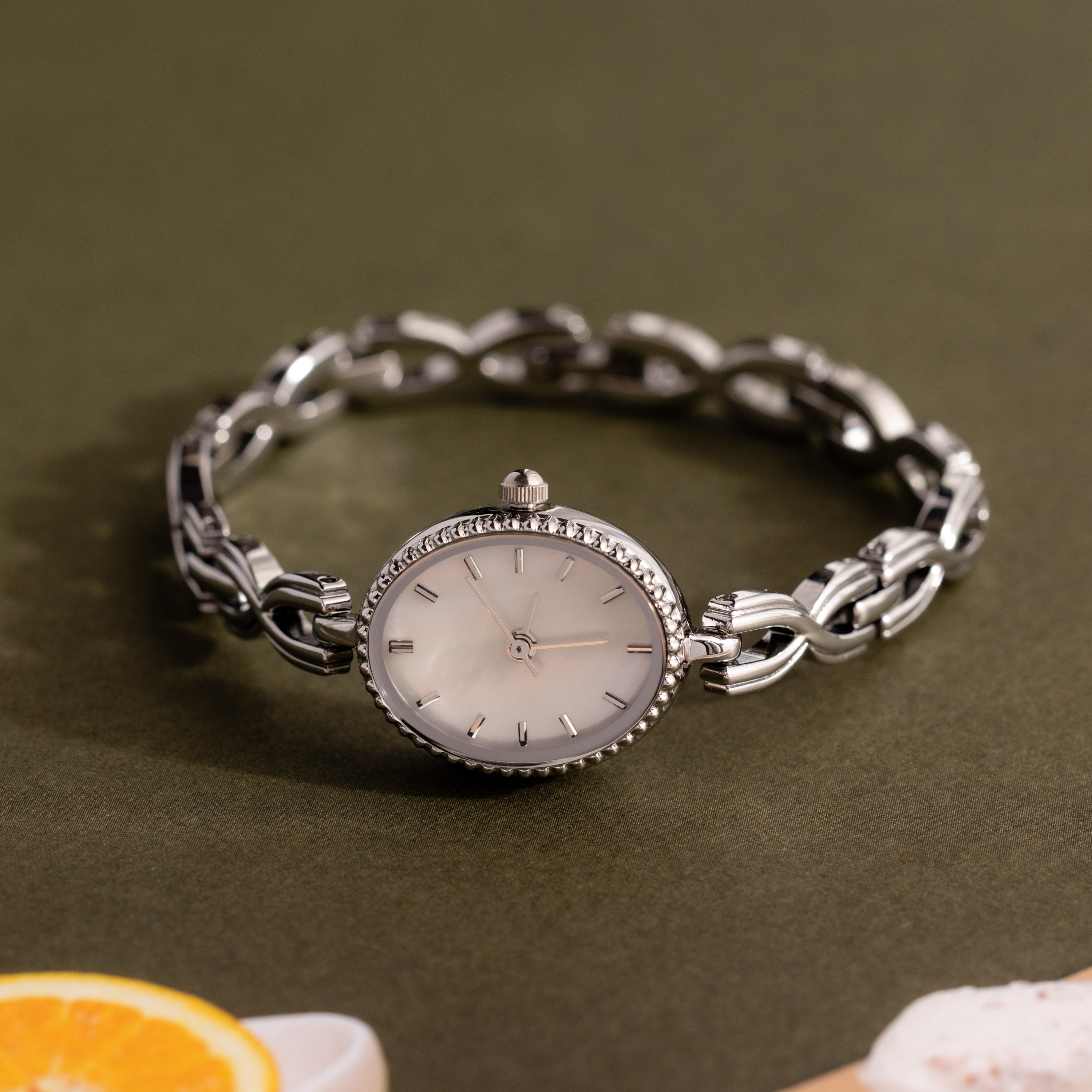 Oval Infinity Link Timepiece in Silver