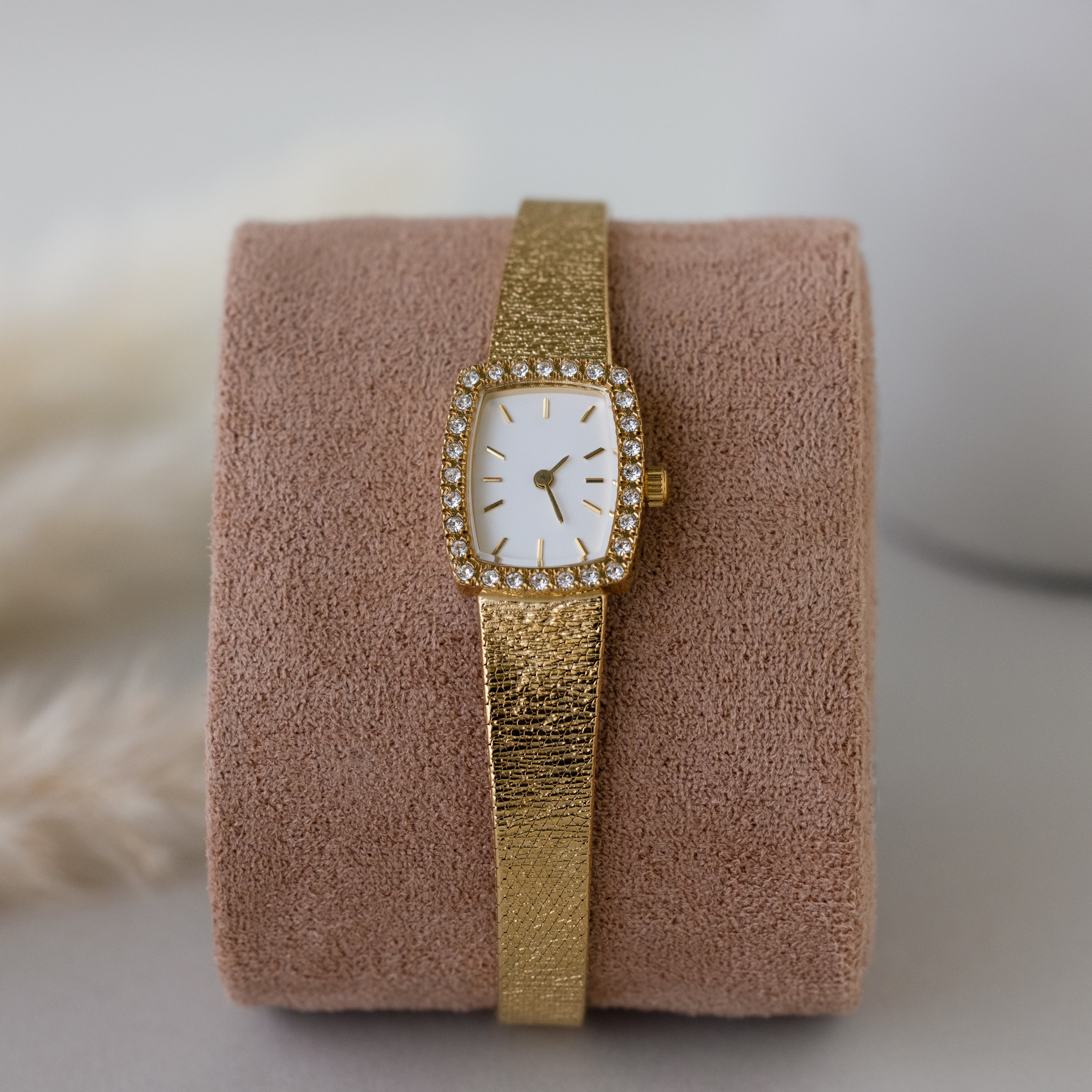 Petite Mesh Timepiece