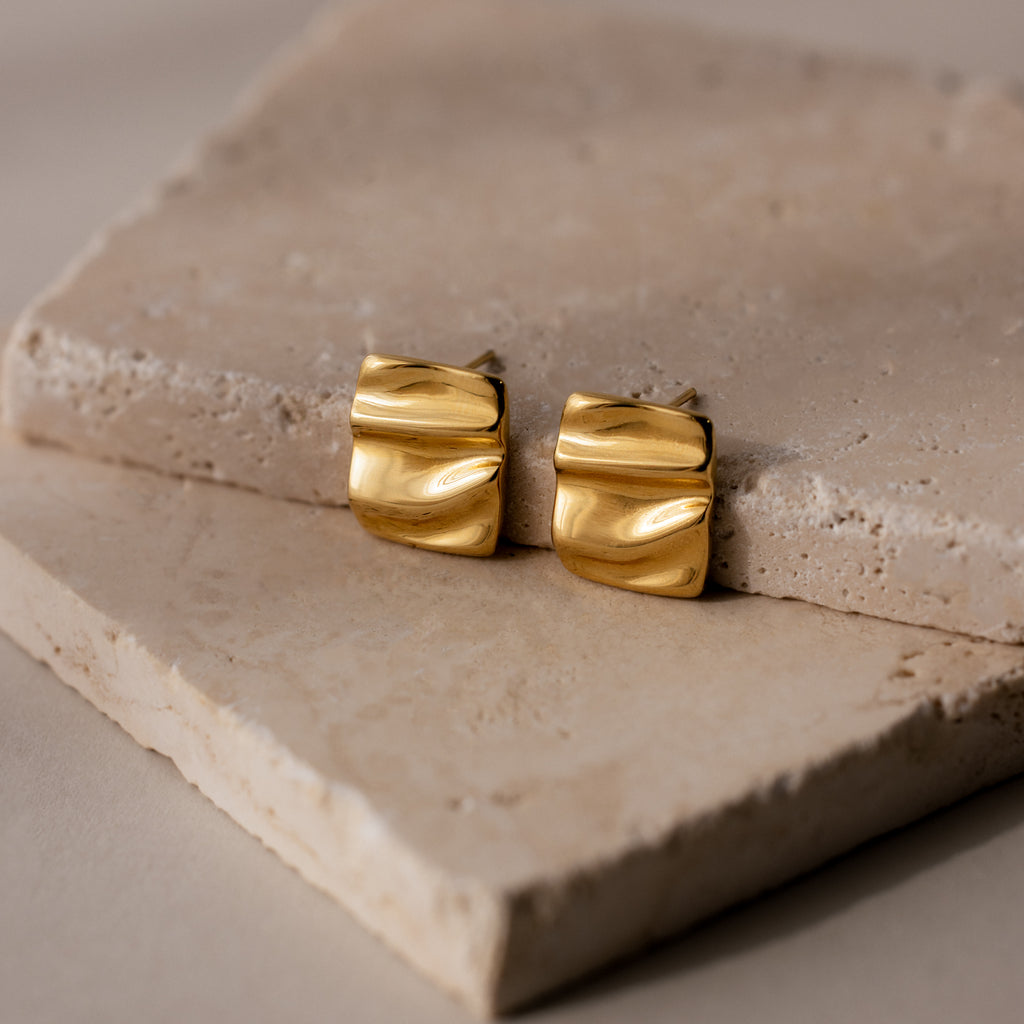 Bold Square Wave Studs in 18K Gold