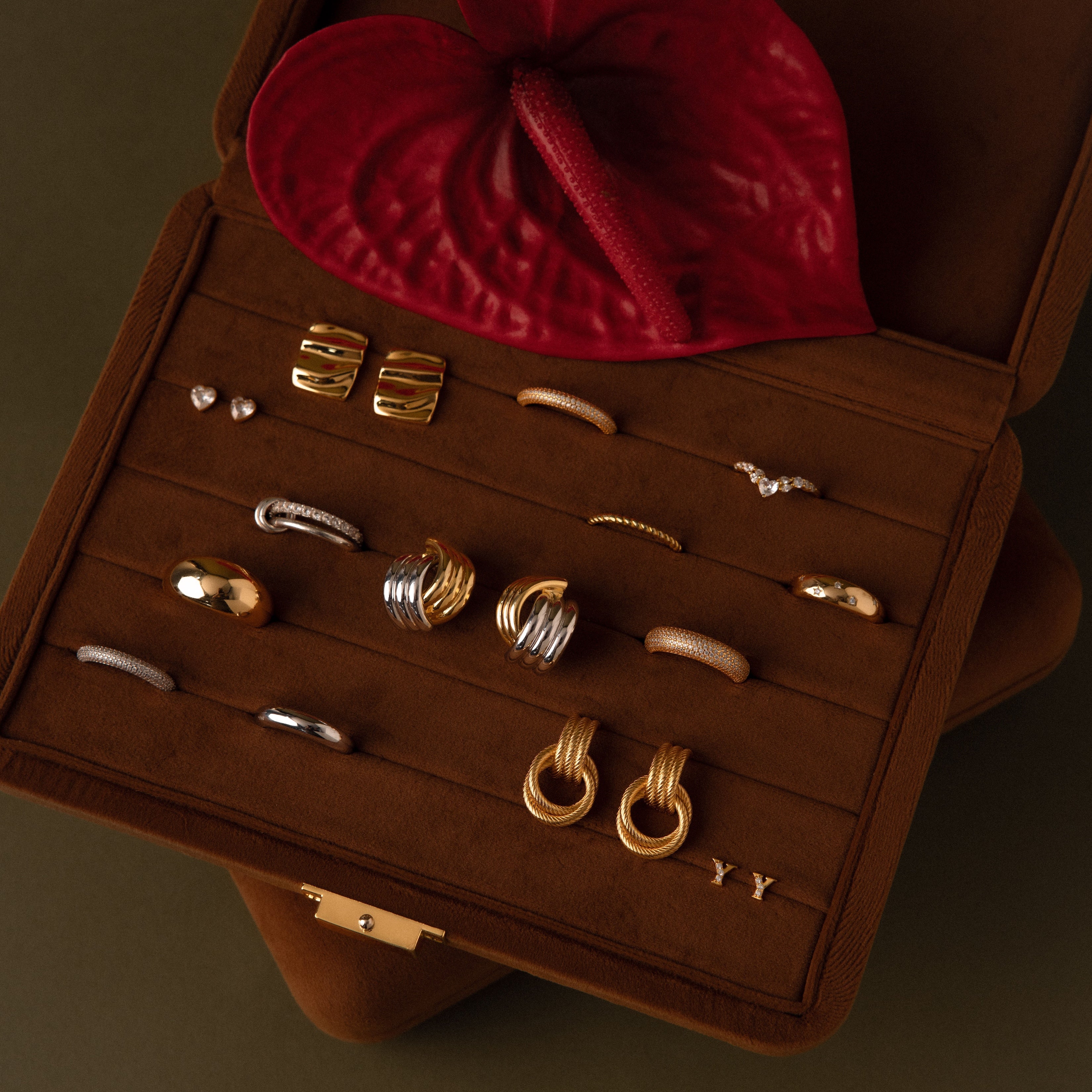 Brown Rectangle Velvet Jewelry Case