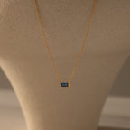 Collier avec pierre de naissance émeri 