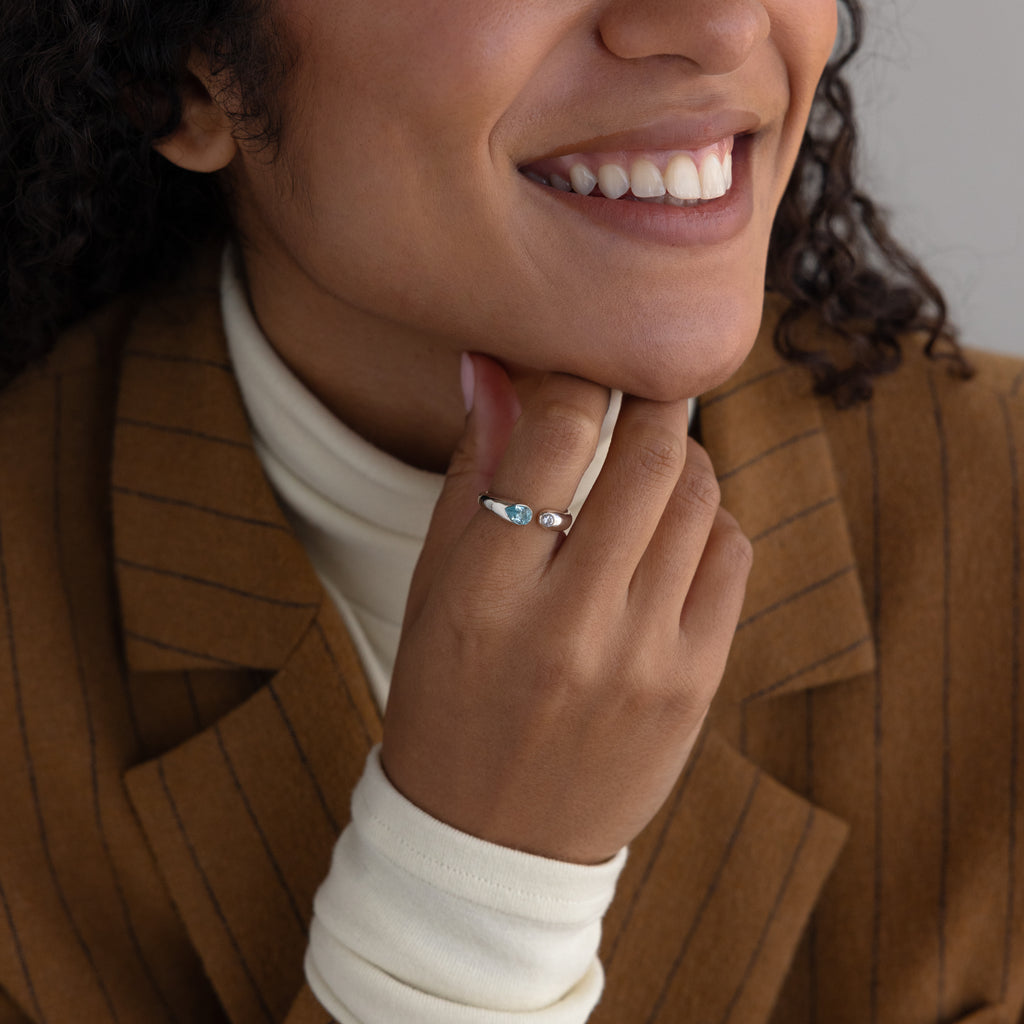 Bague chevalière avec pierre de naissance Toi et Moi