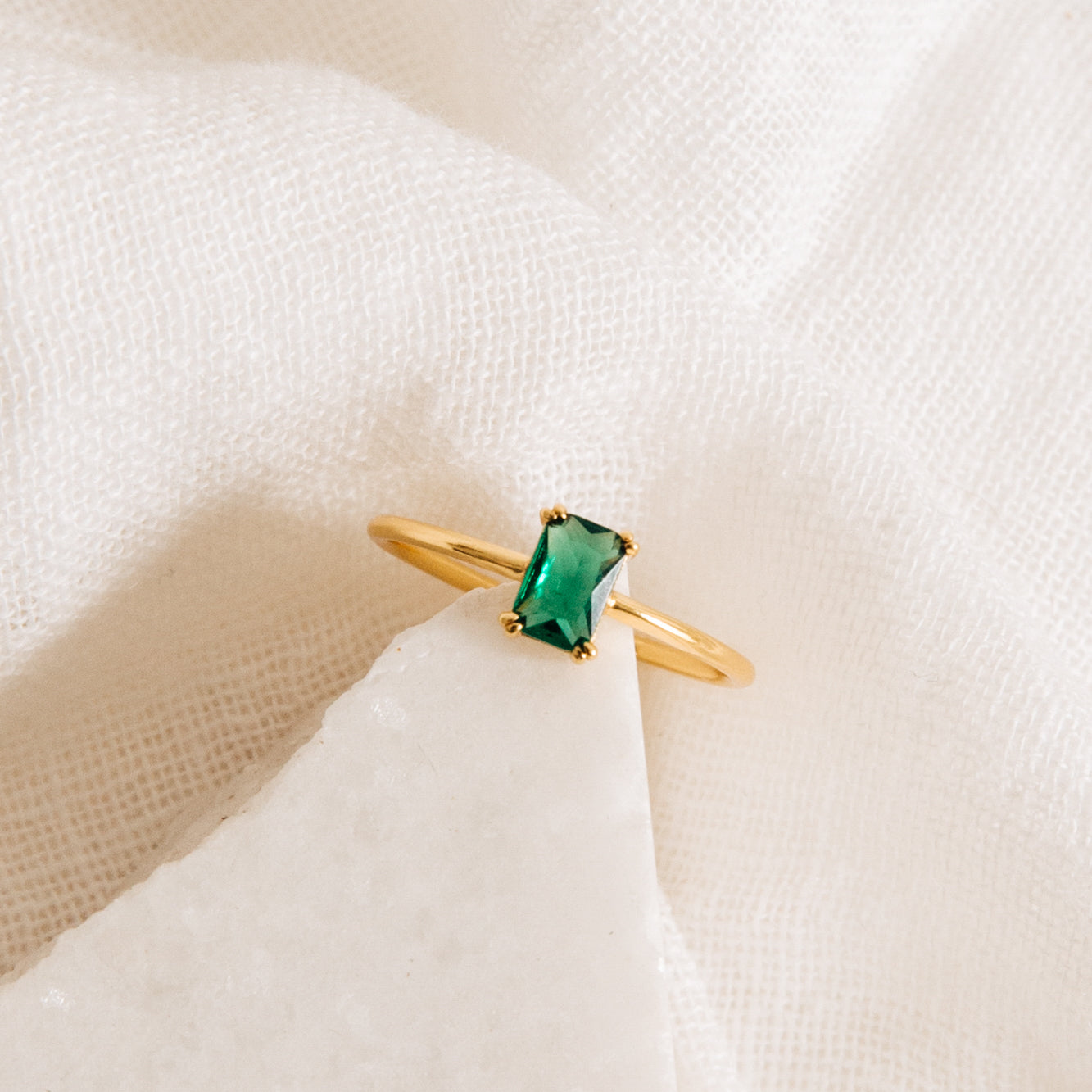 Harley Emerald Ring