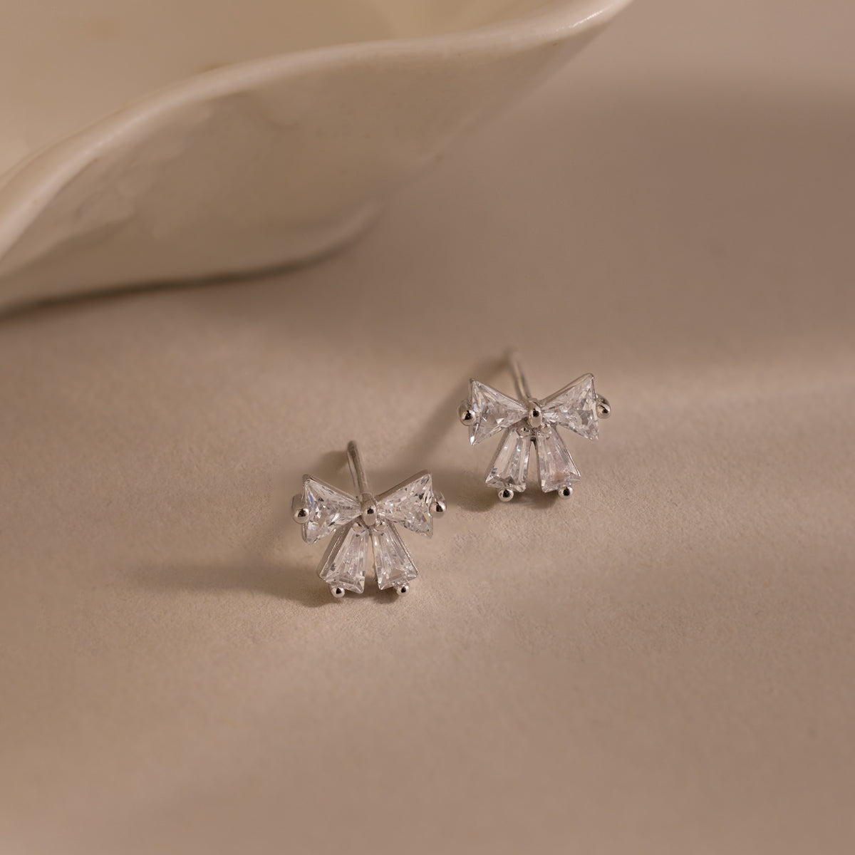Coquette Bow Earring Set in Silver