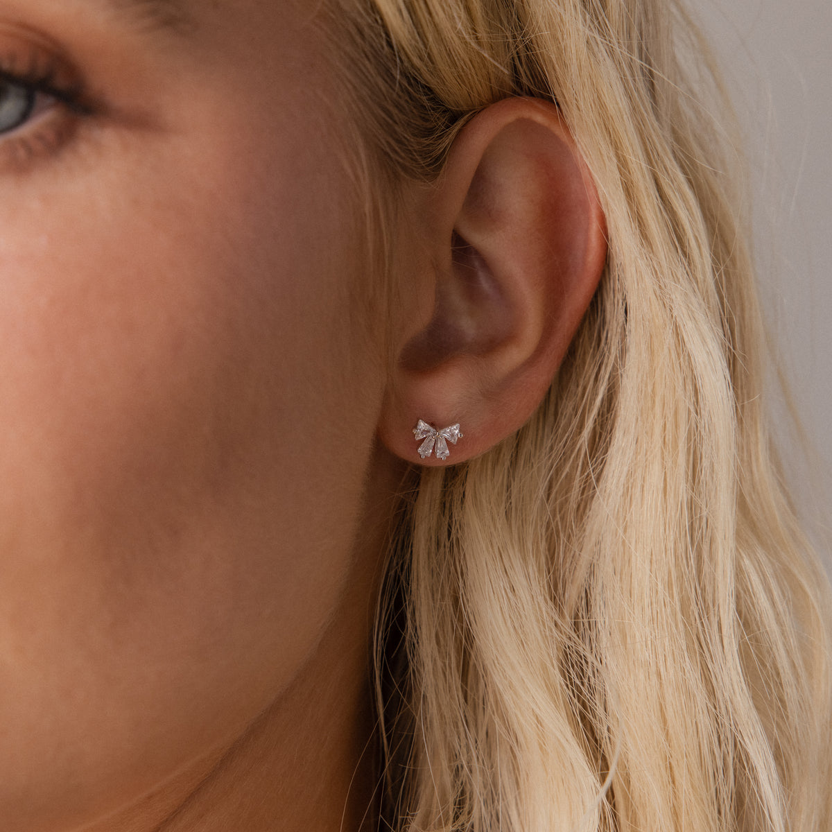 Coquette Bow Earring Set in Silver