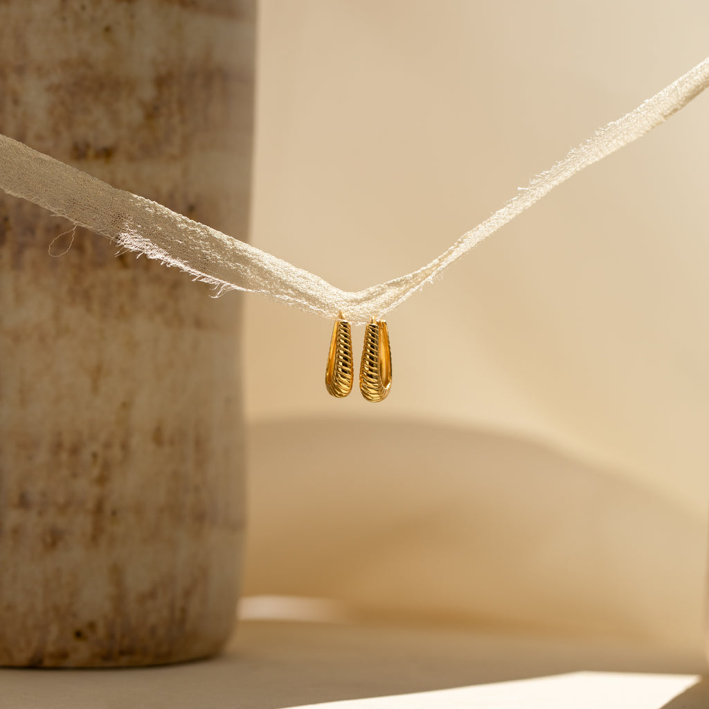 Bold Ribbed Hoops in 18K Gold