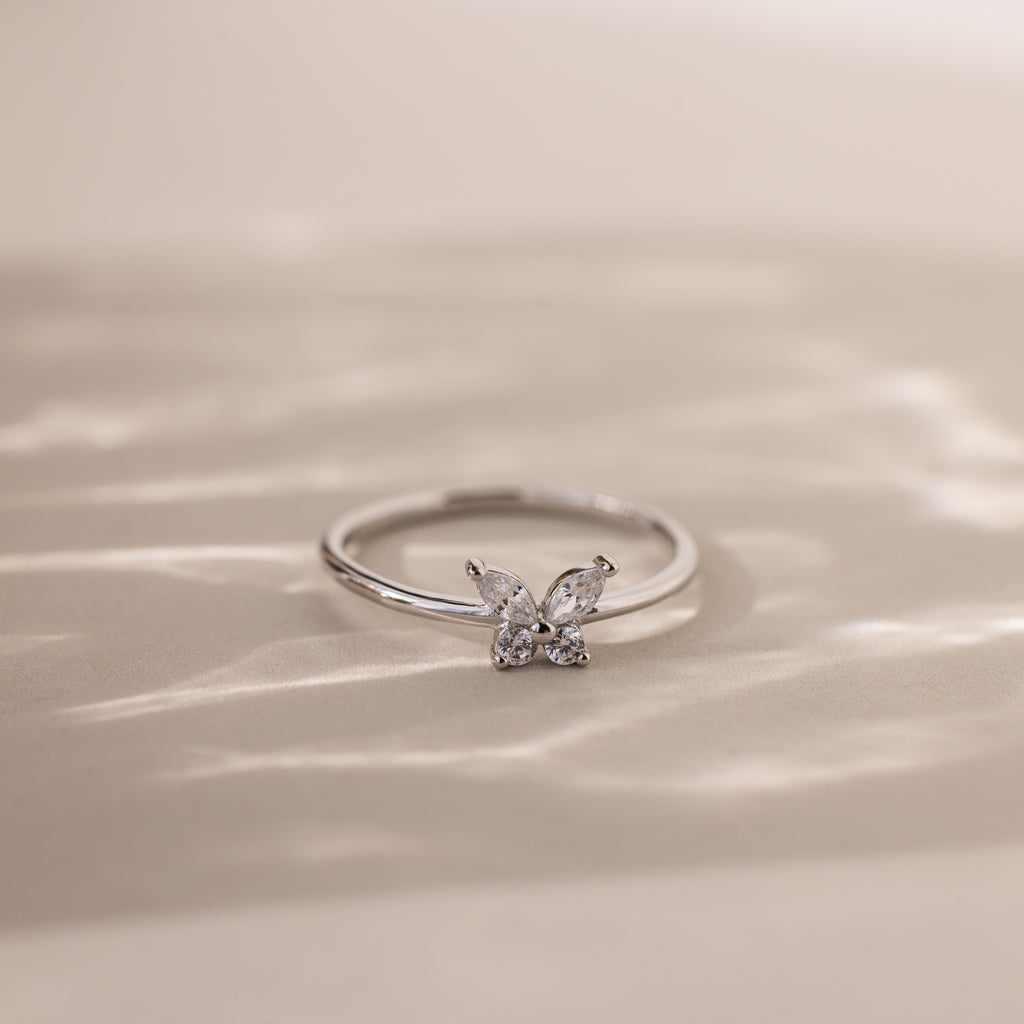 Mariposa Diamond Ring in Silver