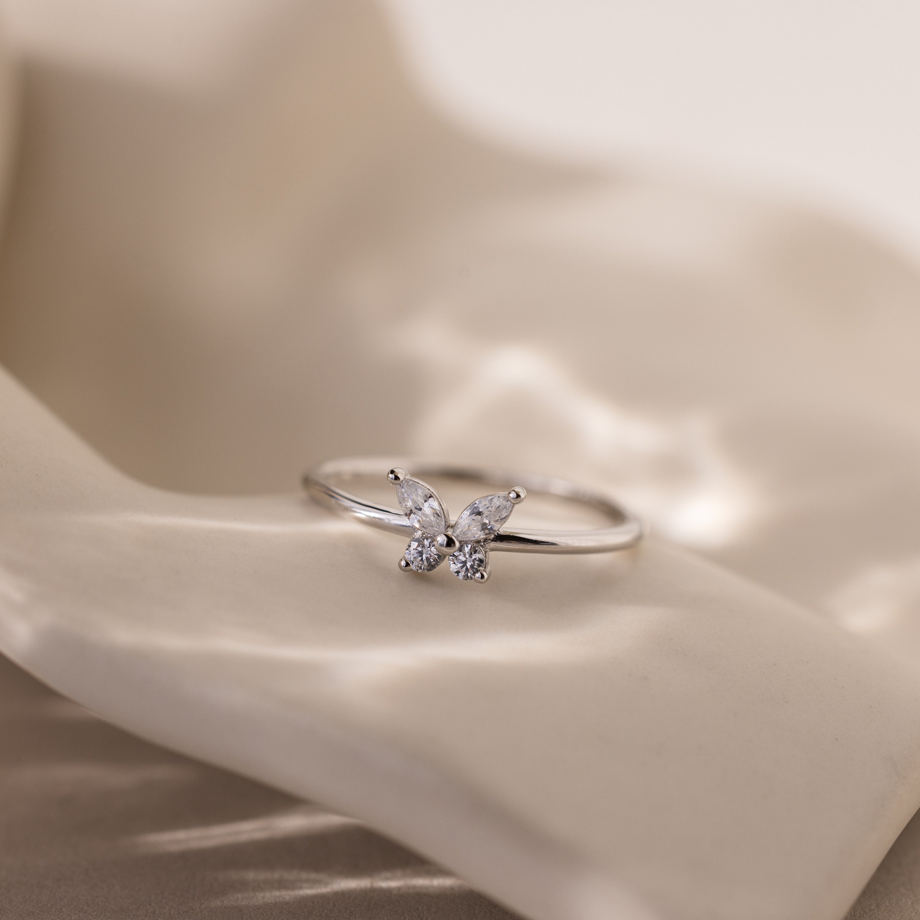 Mariposa Diamond Ring in Silver