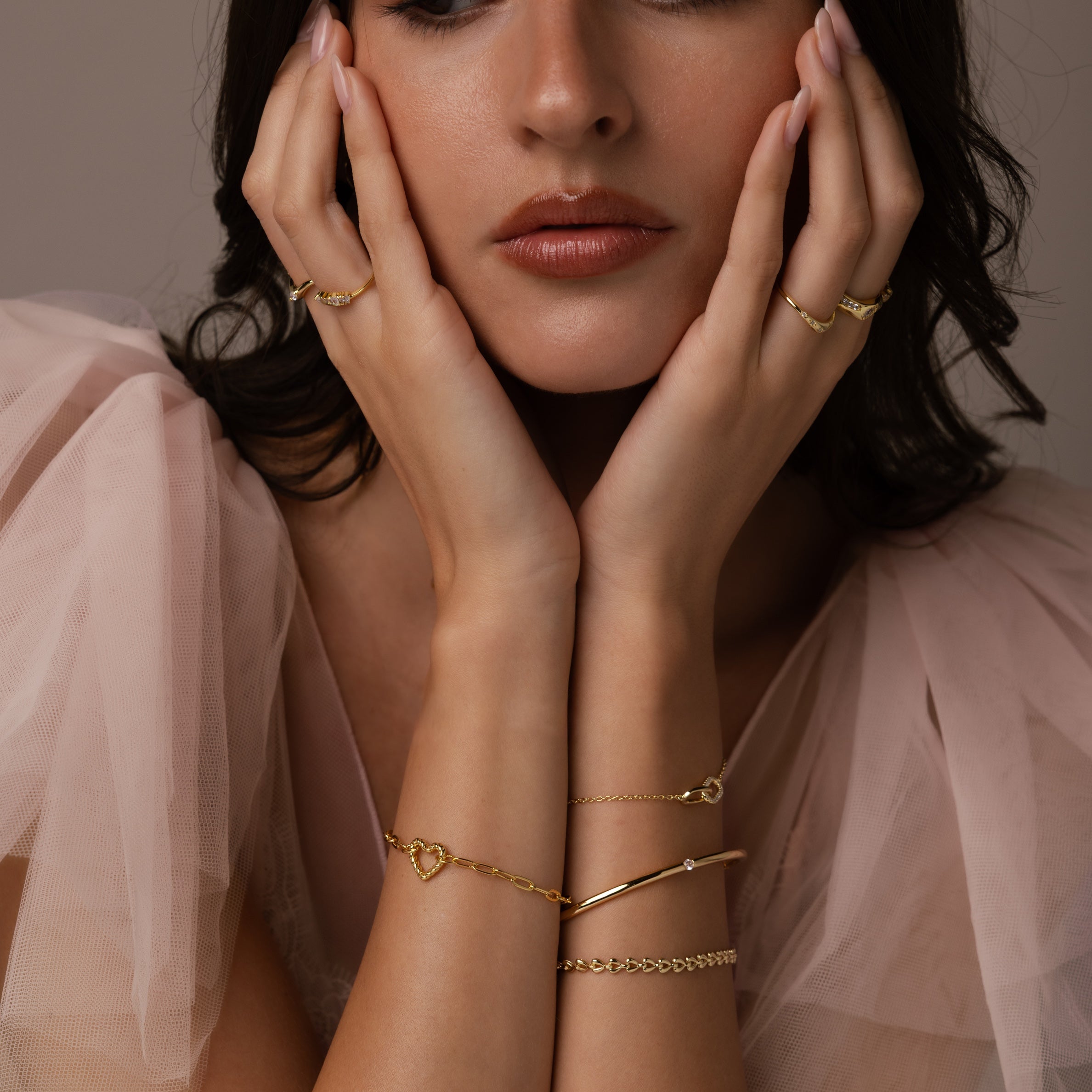 Heart Carabiner Paperclip Bracelet in 18K Gold
