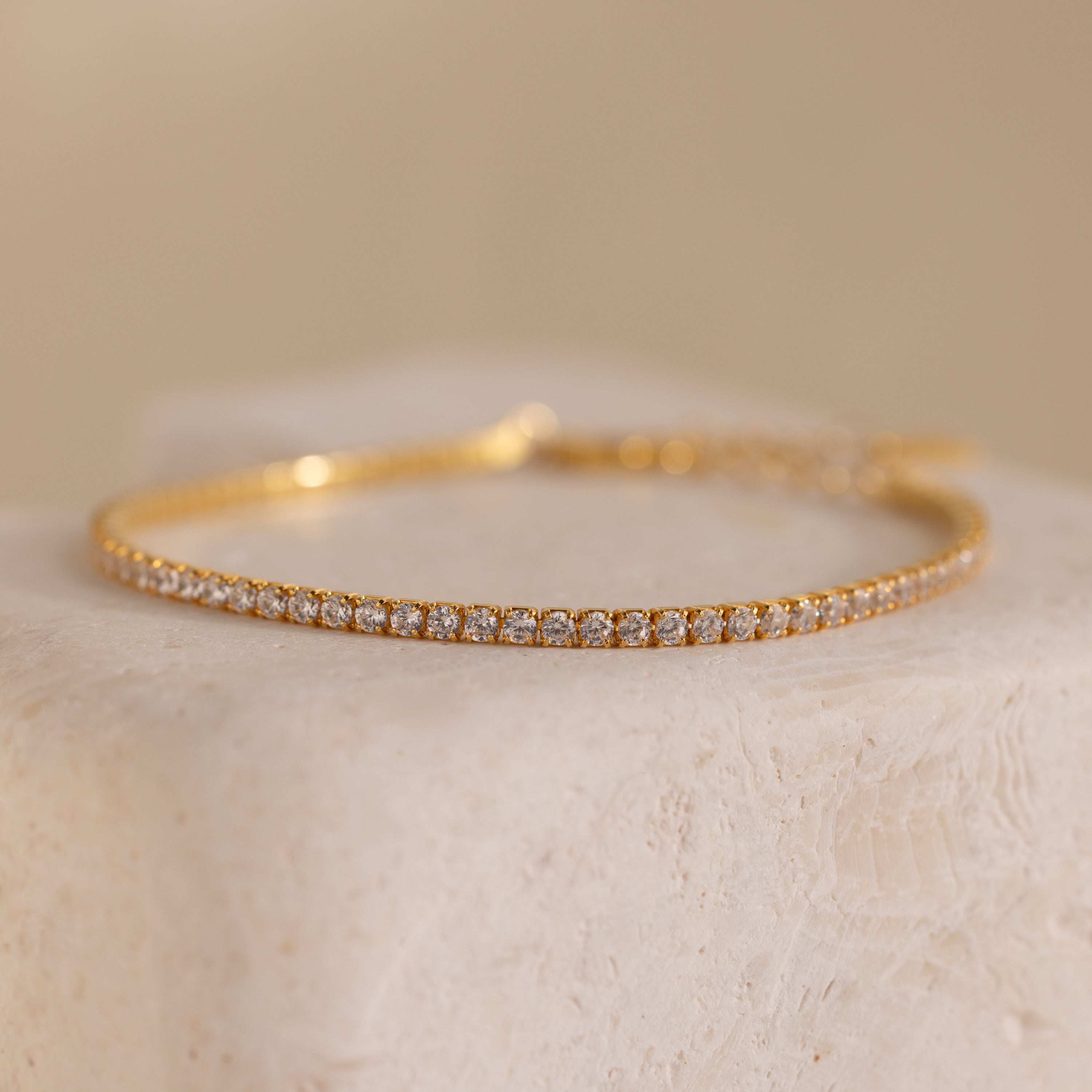 18K Gold Classic Tennis Diamond Bracelet
