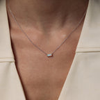 Collier avec pierre de naissance émeri 