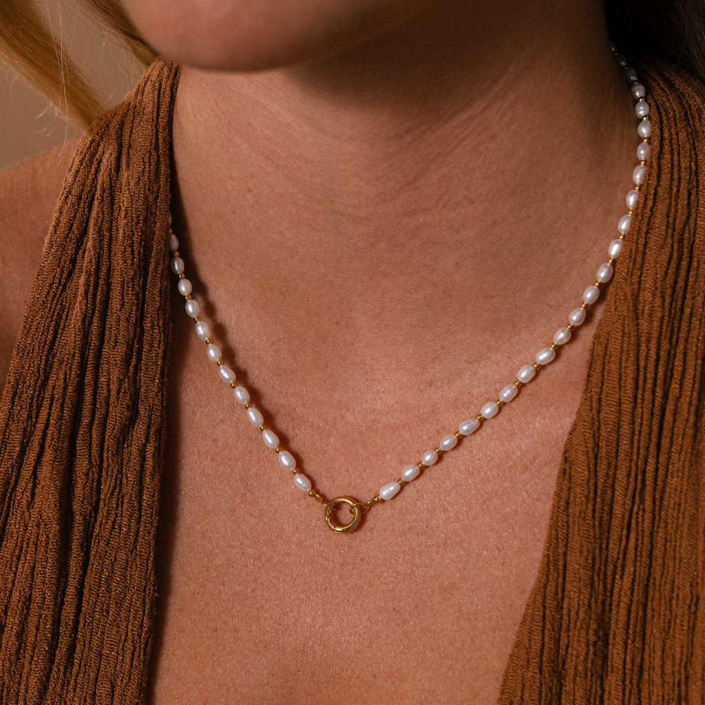 Pearl Station Beaded Charm Necklace in 18K Gold
