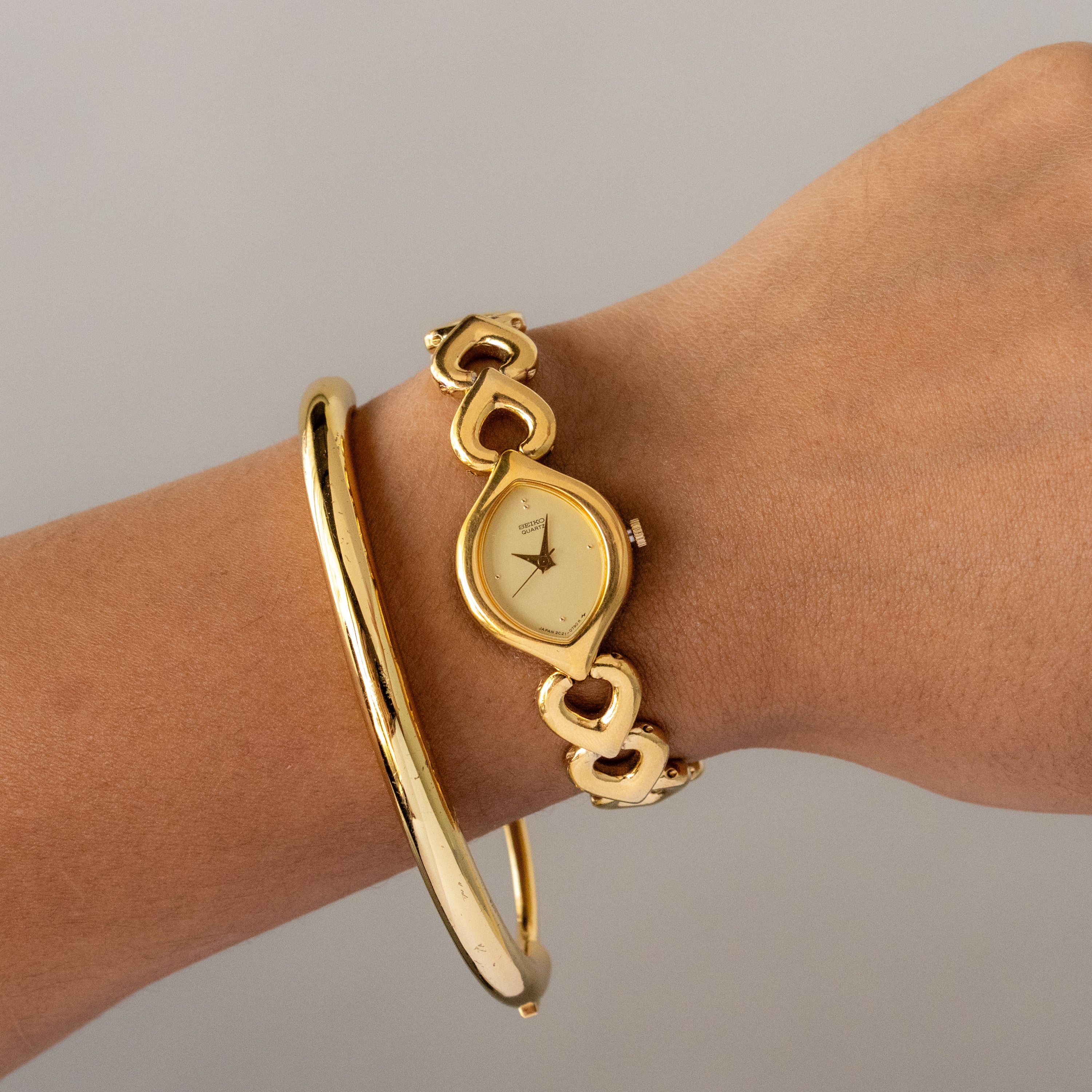 Vintage Seiko Pointed Hearts Gold Watch