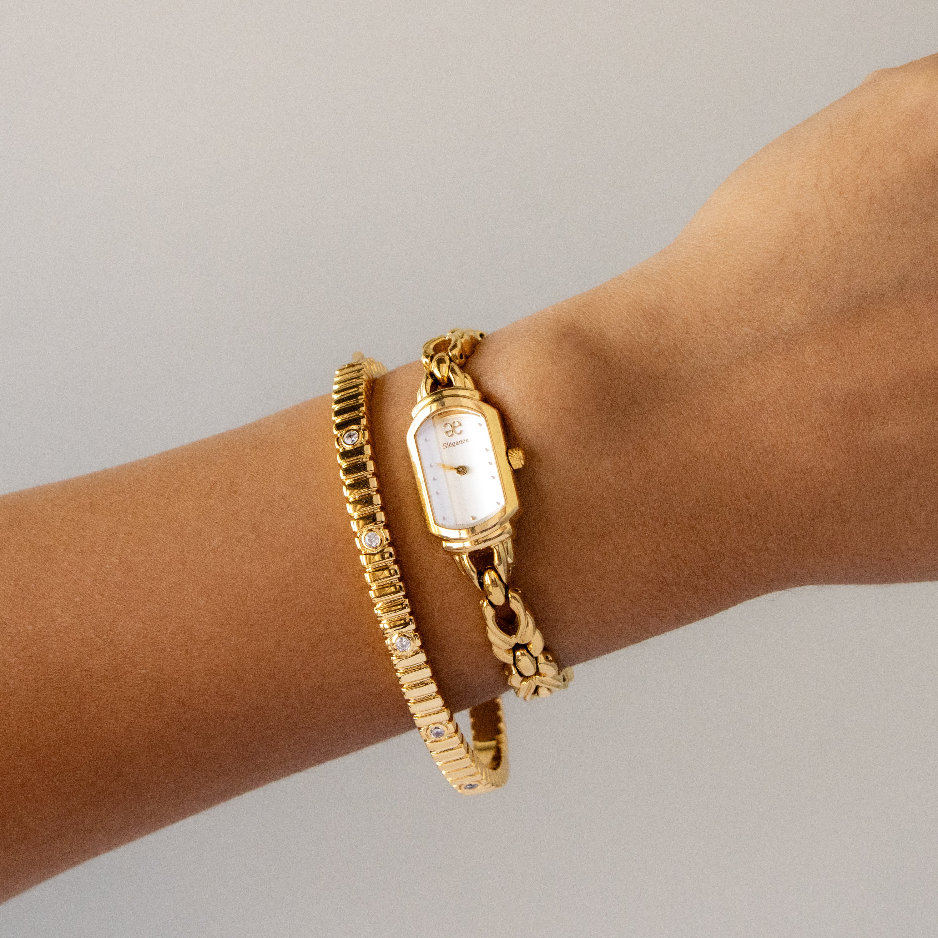 Vintage Elegance Rectangular Deco Gold Watch