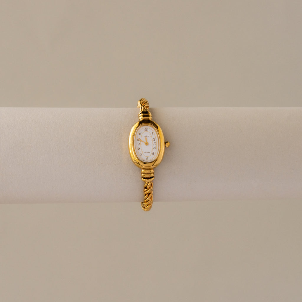 Vintage Citizen Oval Rope Gold Watch