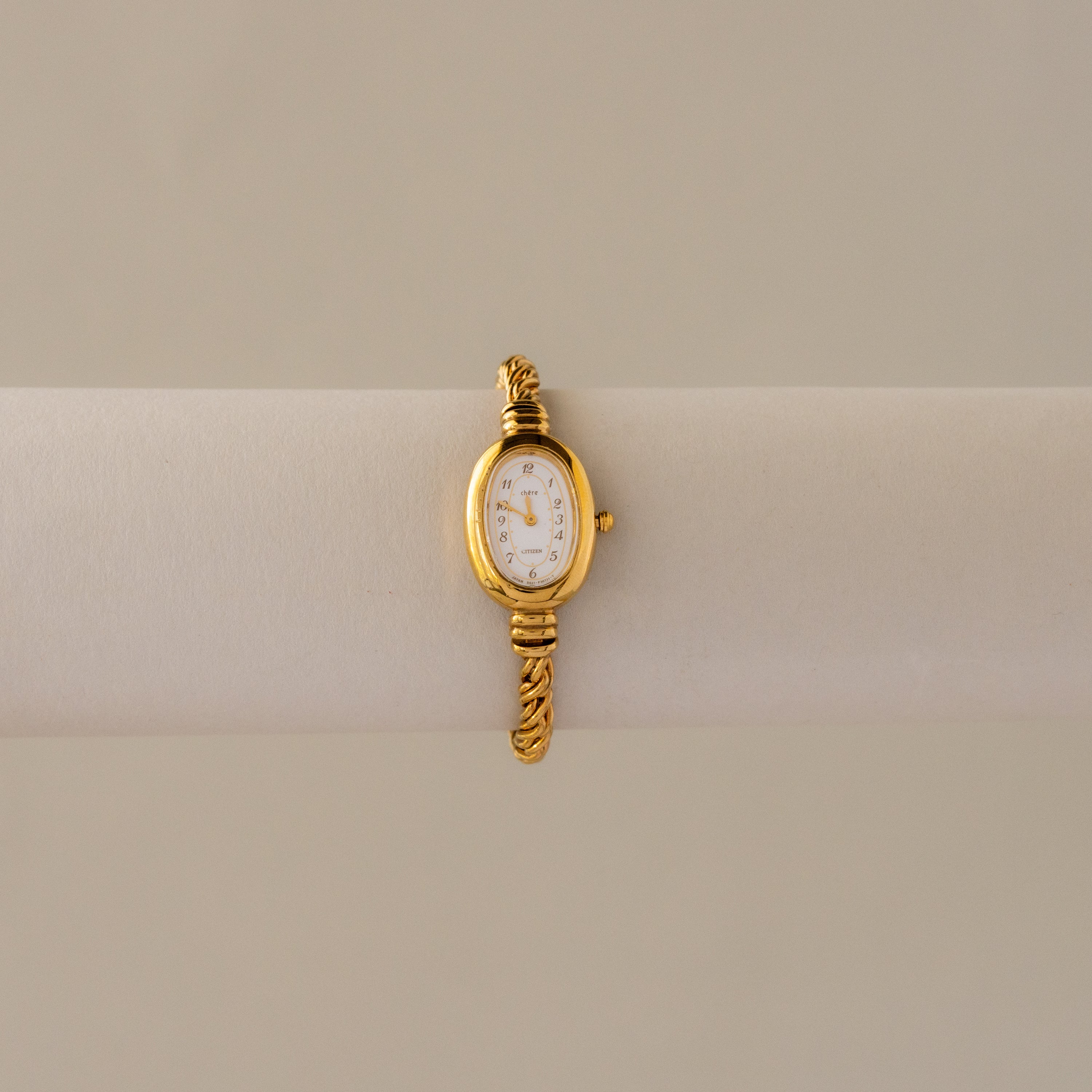 Vintage Citizen Oval Rope Gold Watch