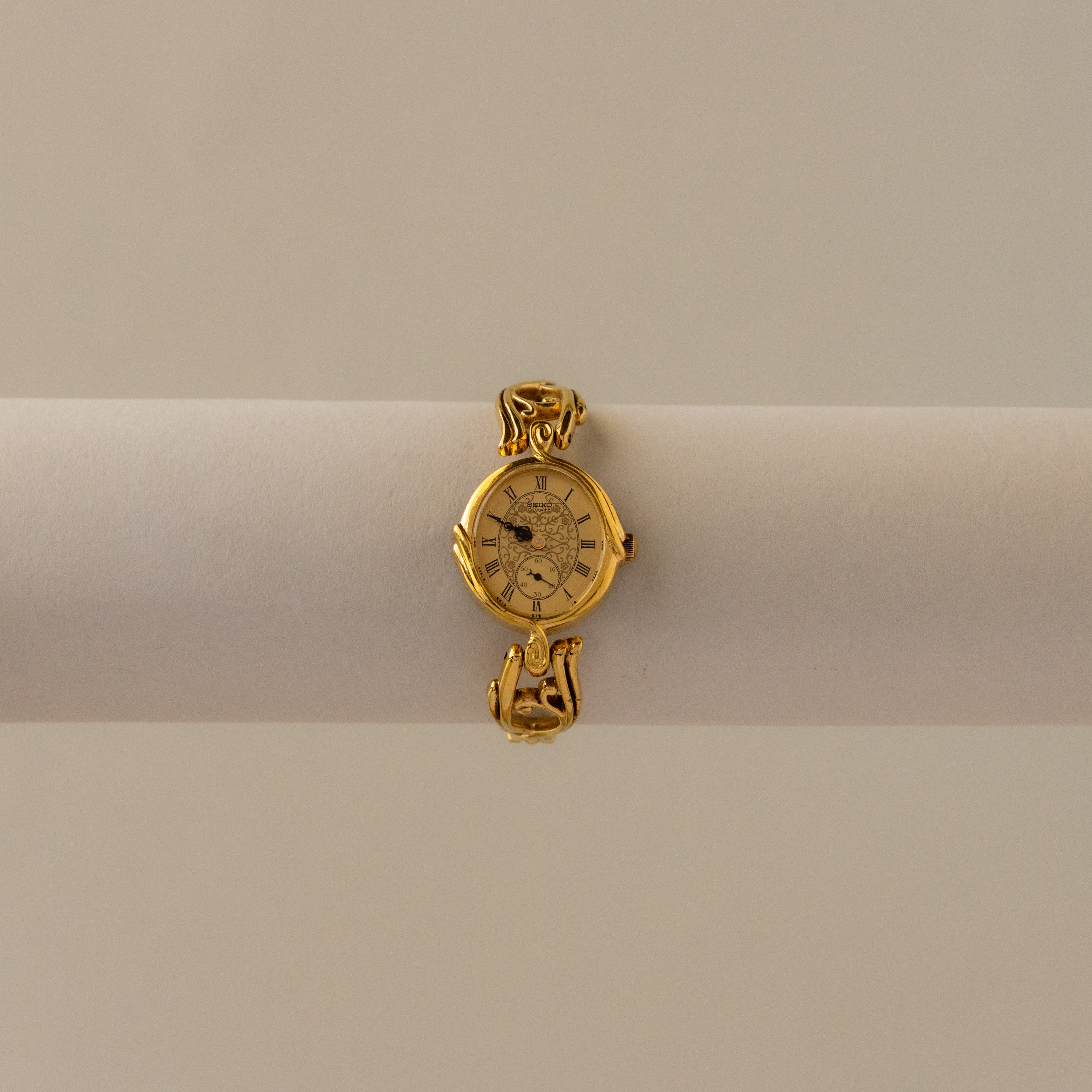Vintage Seiko Round Filigree Gold Watch