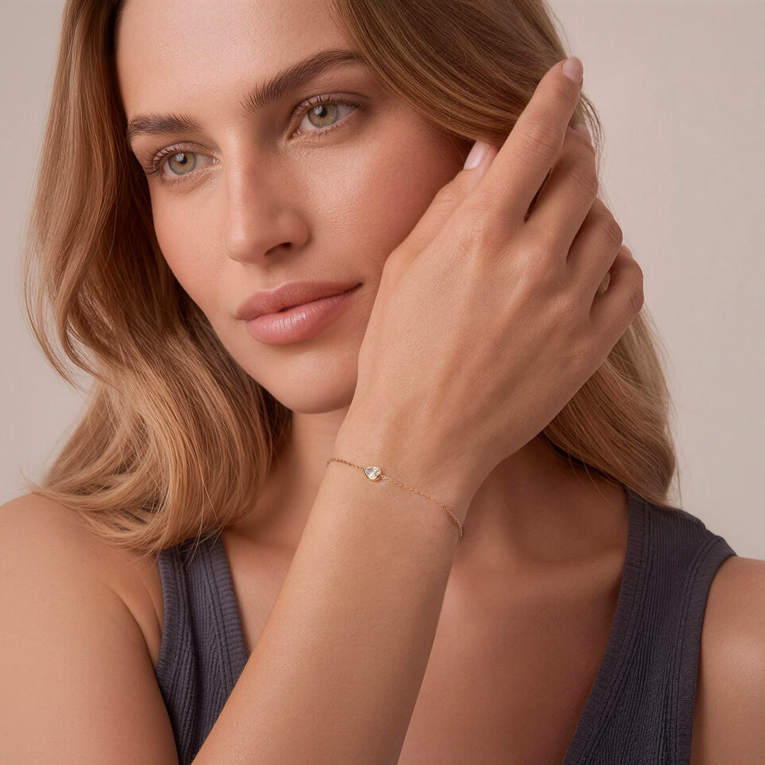 Solid Gold Bezel-Set Lab-Grown Pear Diamond Bracelet