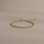 Tiny Link Heart Bracelet in 18K Gold