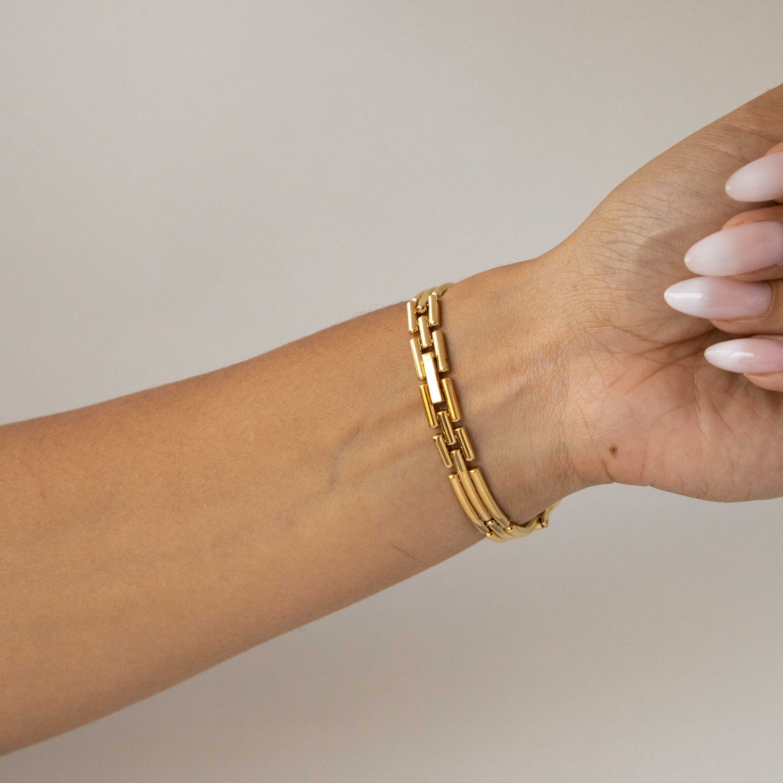 Vintage Via Brera Round Gold Watch