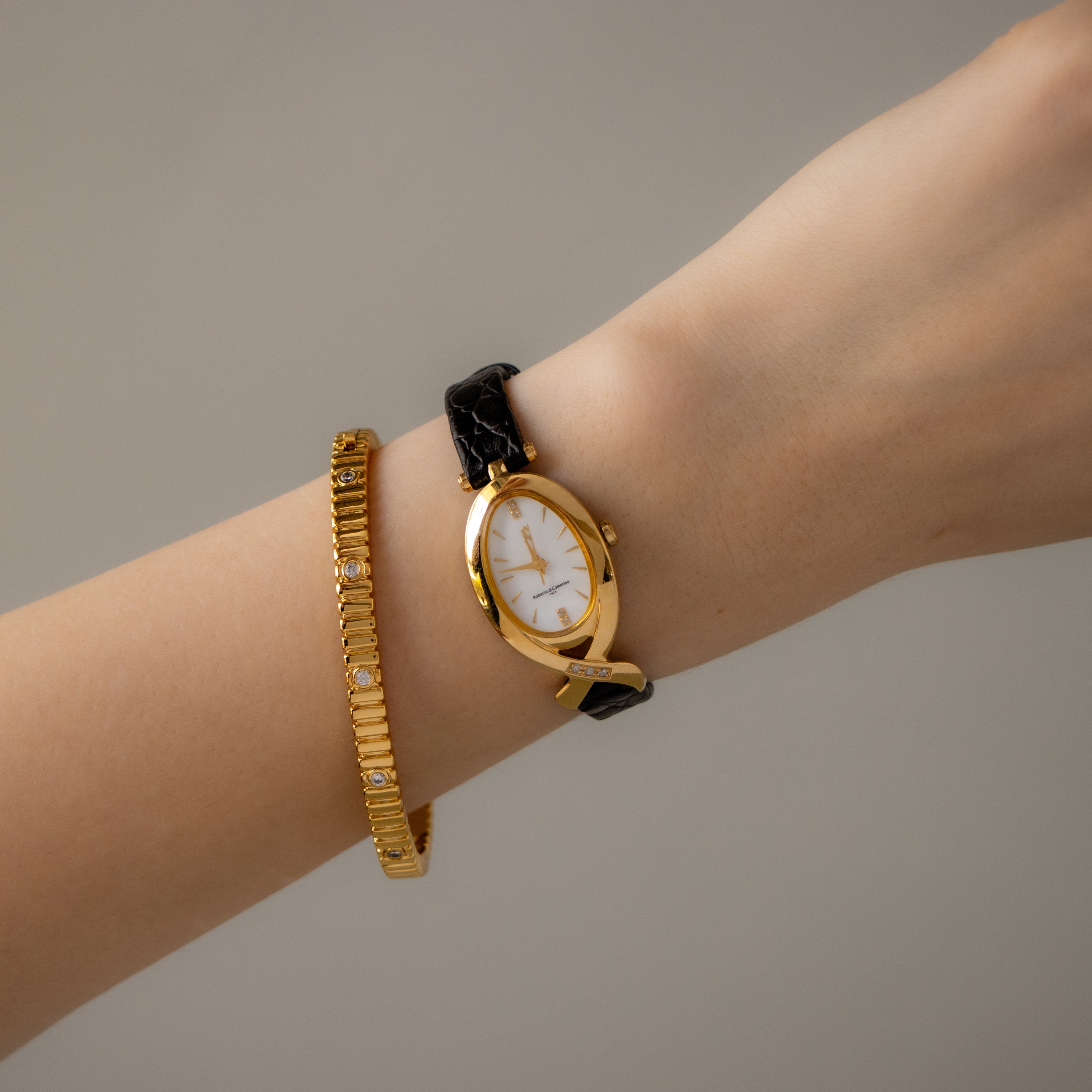 Vintage Roberta di Camerino Fishtail Gold Watch