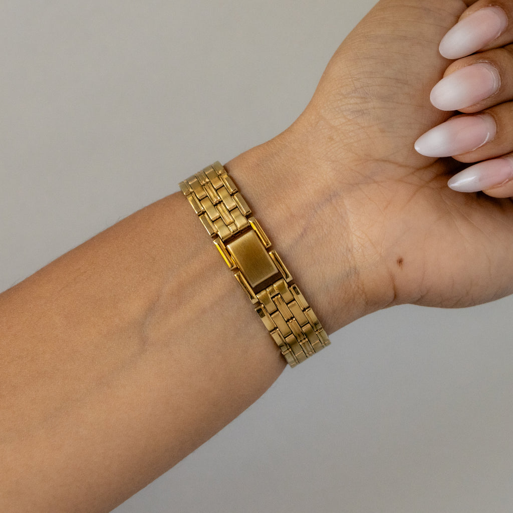 Vintage Seiko Round Roman Gold Watch