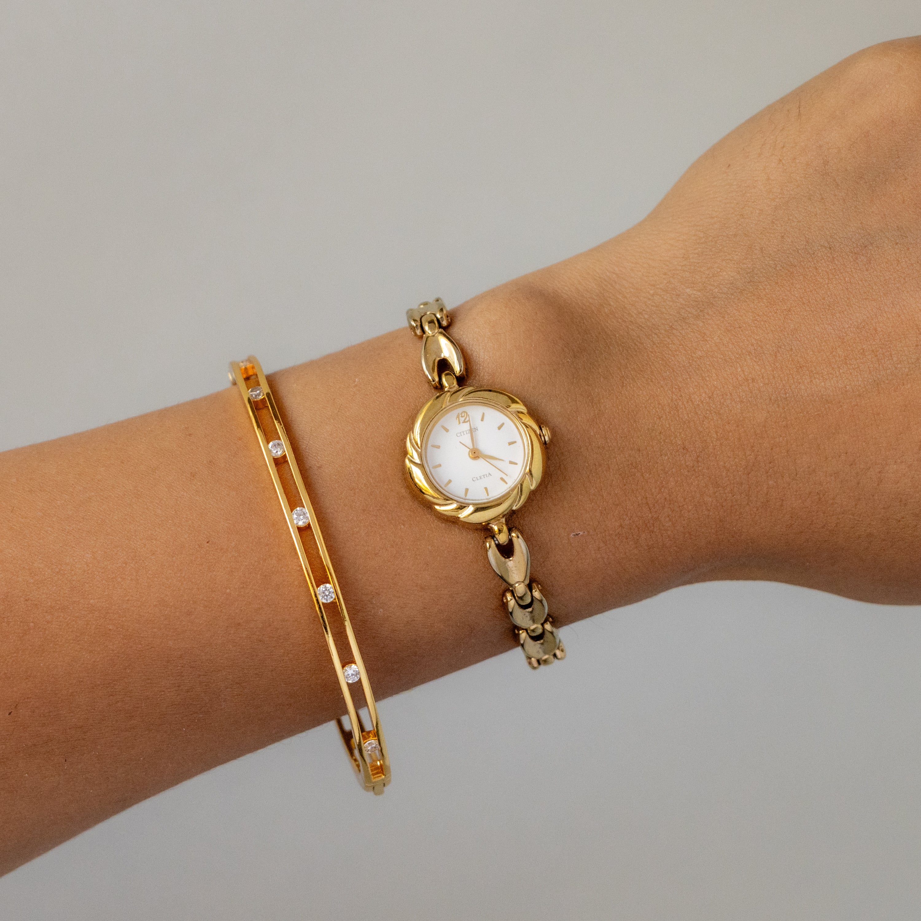 Vintage Citizen Swirl Gold Watch