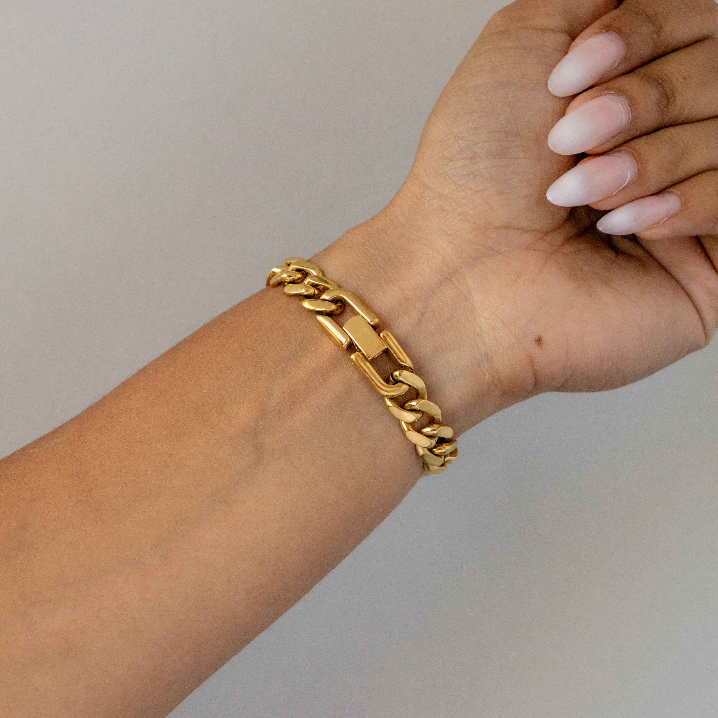 Vintage Michiko London Chainlink Gold Watch