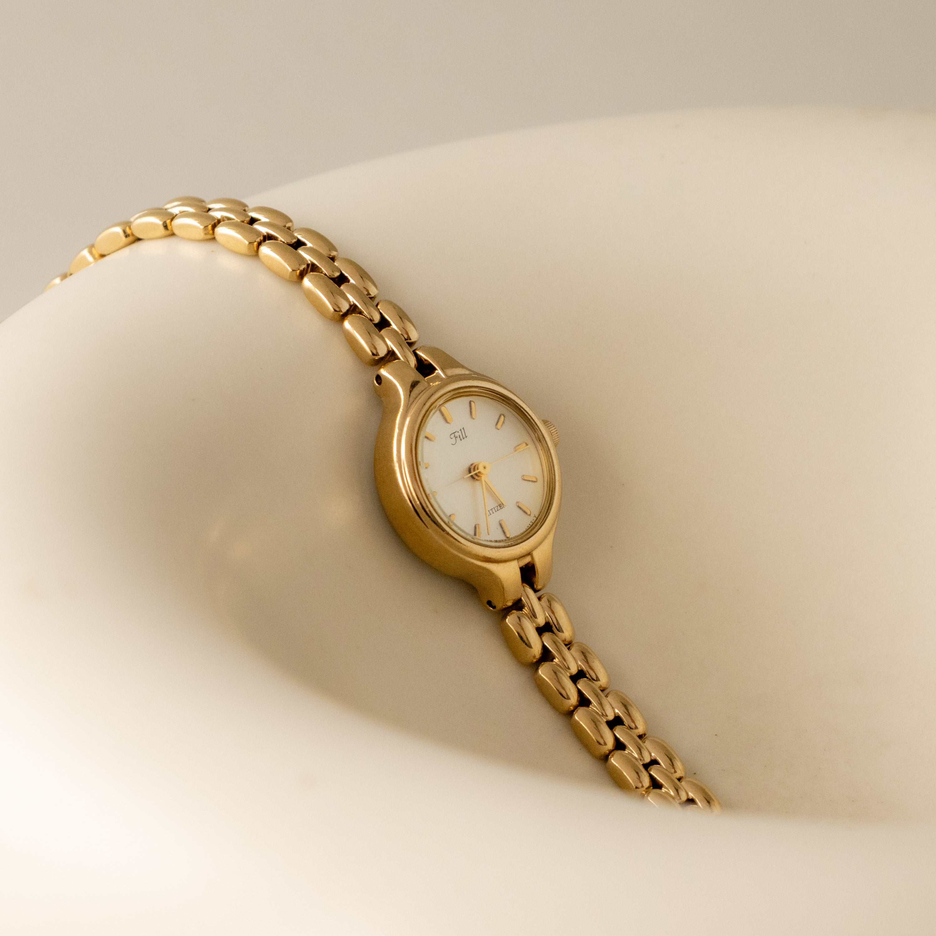 Vintage Citizen Fill Round Gold Watch