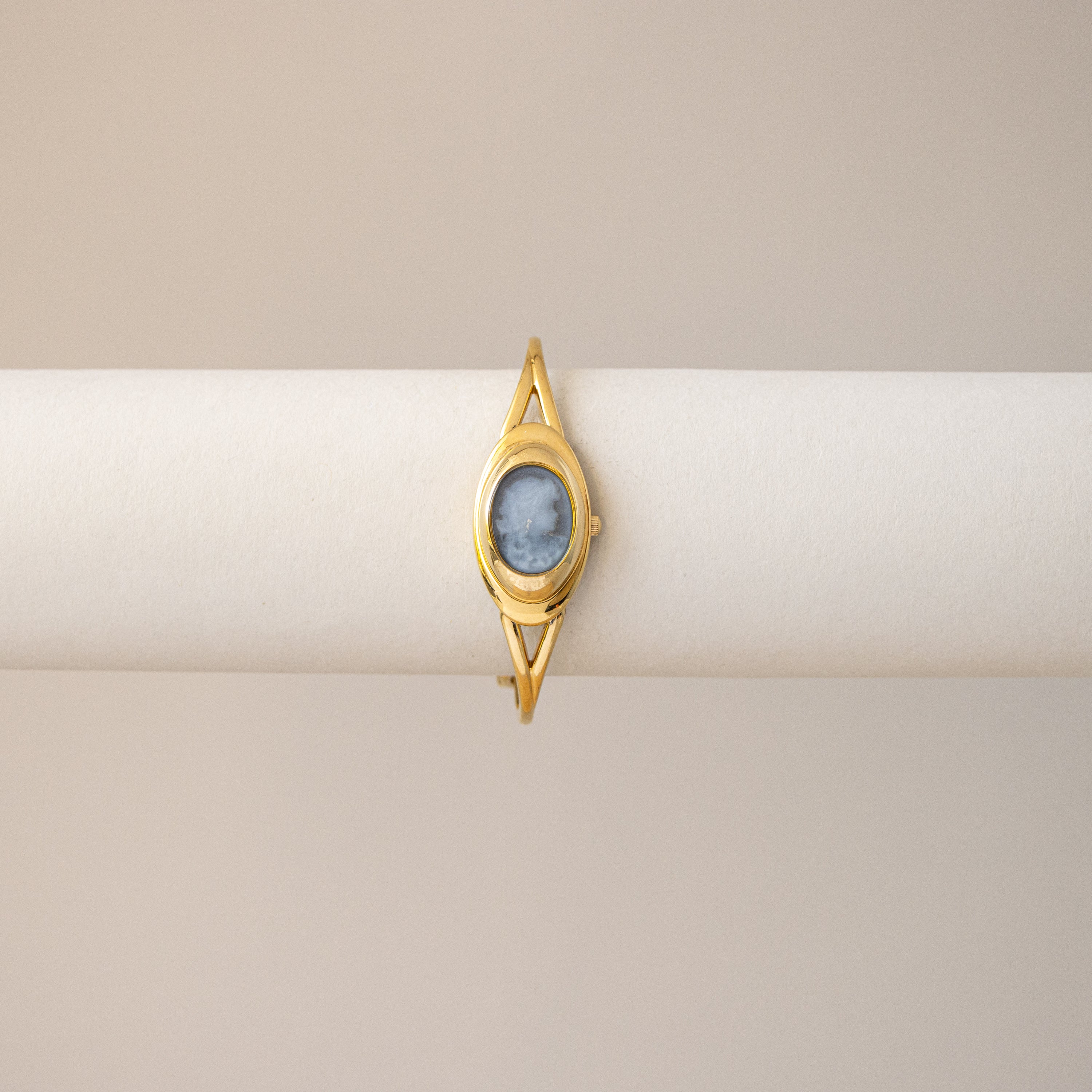 Vintage Stone Cameo Cloud Hidden Dial Gold Watch