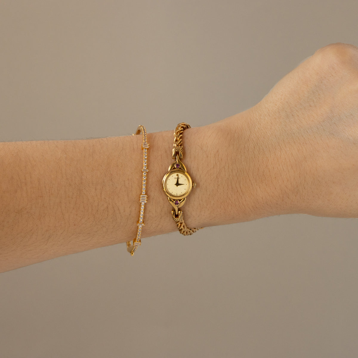 Vintage Seiko Dainty Ruby Rope Gold Watch