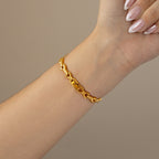 Vintage Fine Gold Bold Link Gold Watch