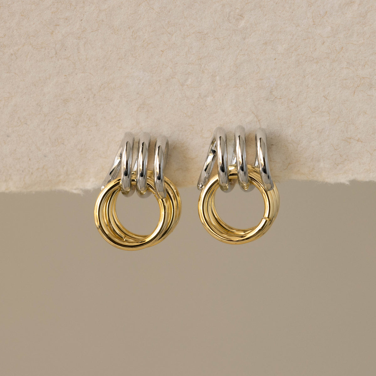 Mixed Metal Interlocking Link Studs