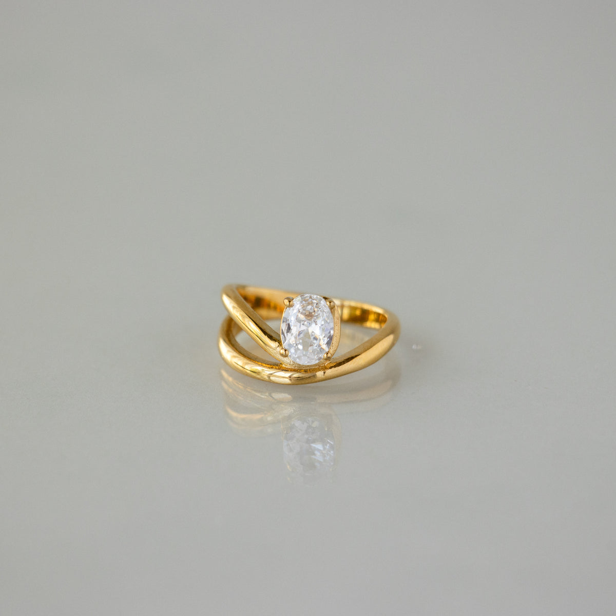 Oval Diamond Loop Ring