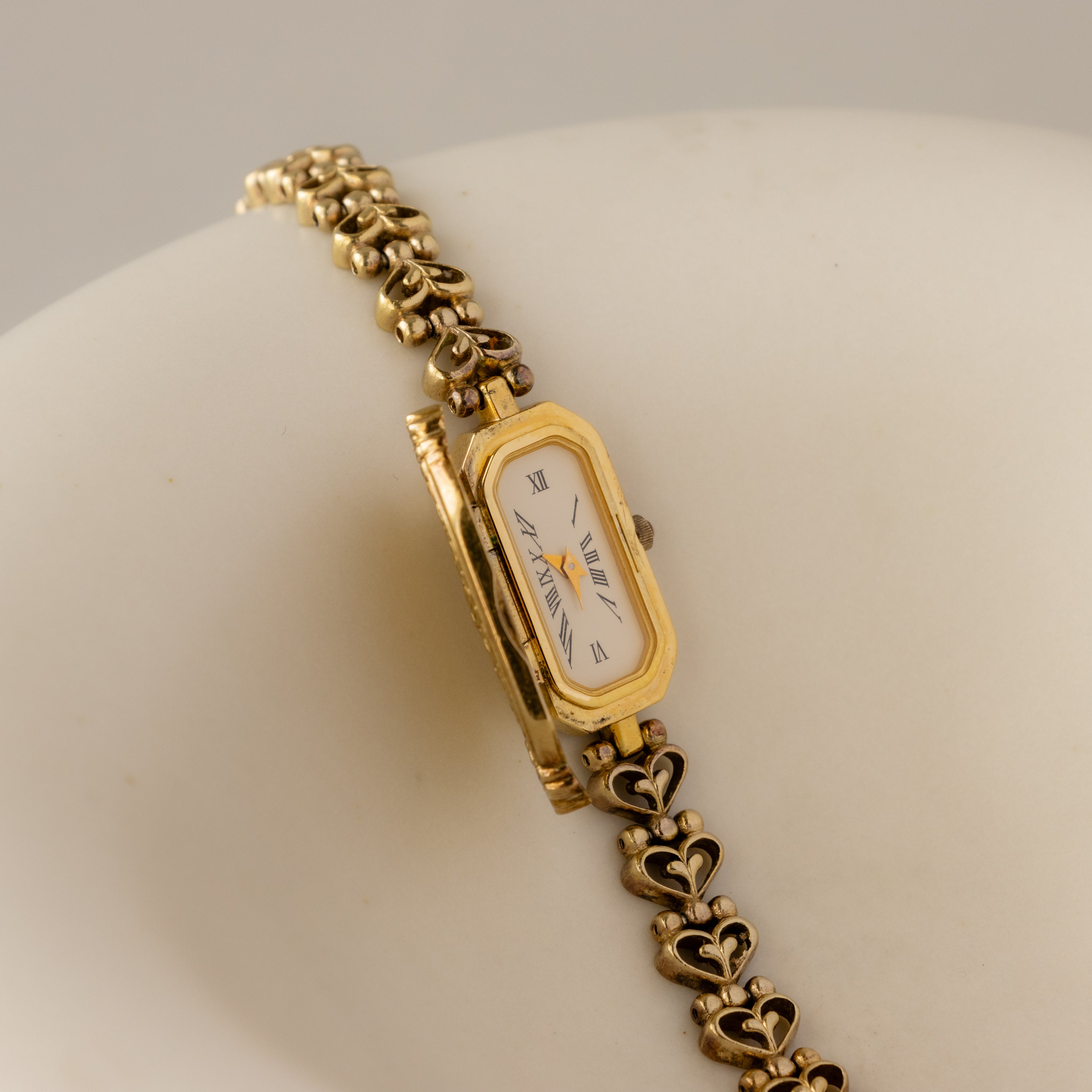 Rare Vintage Geneva Floral Gemstone Locket Gold Watch