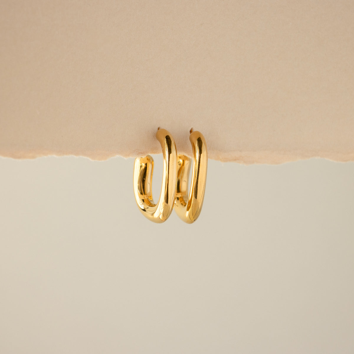 Groovy Hoop Studs