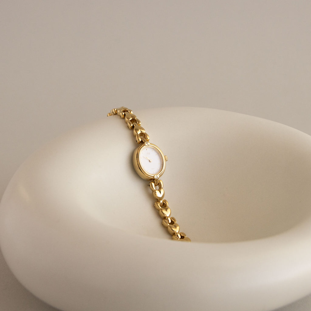 Vintage Vega Fill Oval Hearts Gold Watch