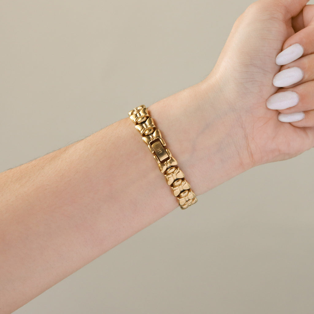 Vintage Hanae Mori Butterfly Gold Watch