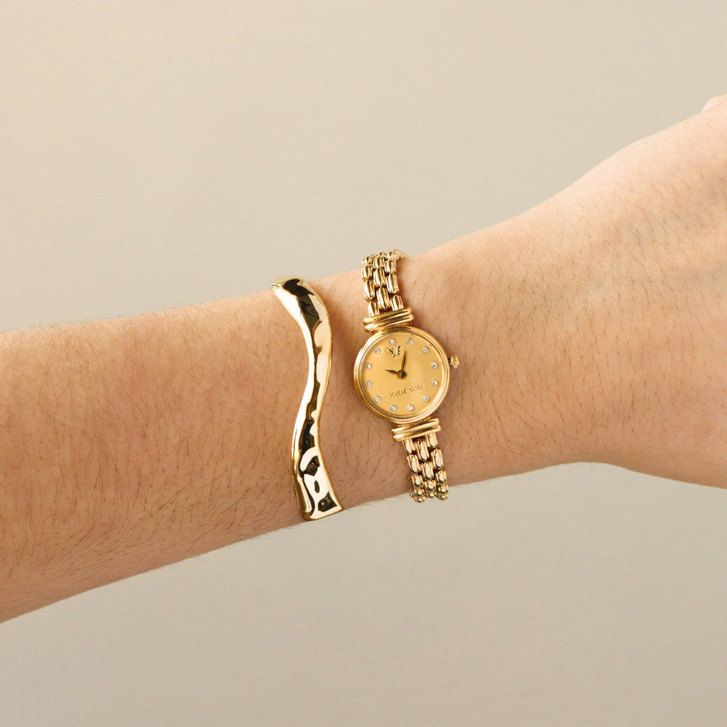 Vintage Hanae Mori Round Gold Watch