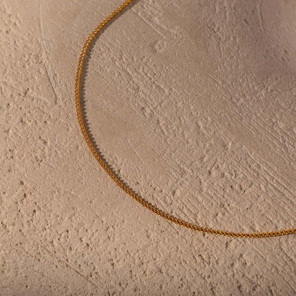 Adjustable Chain Necklace in 18K Gold