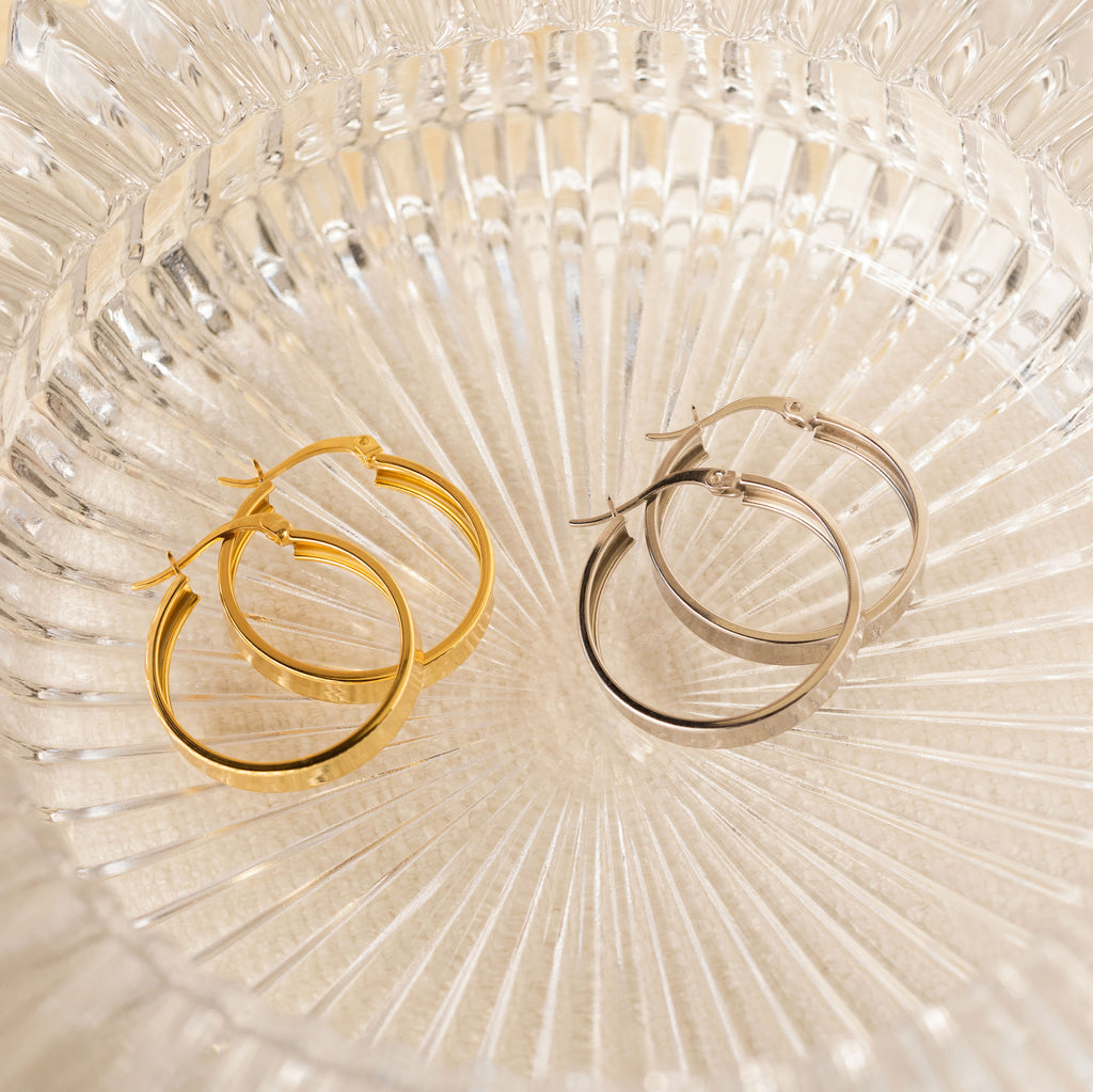 Thick Hoops in Silver