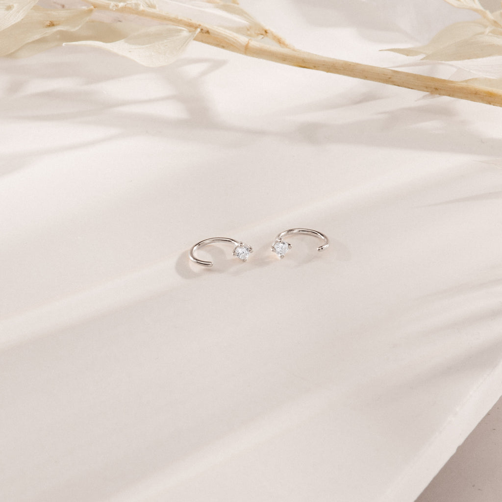 Saylor II Huggies in Silver