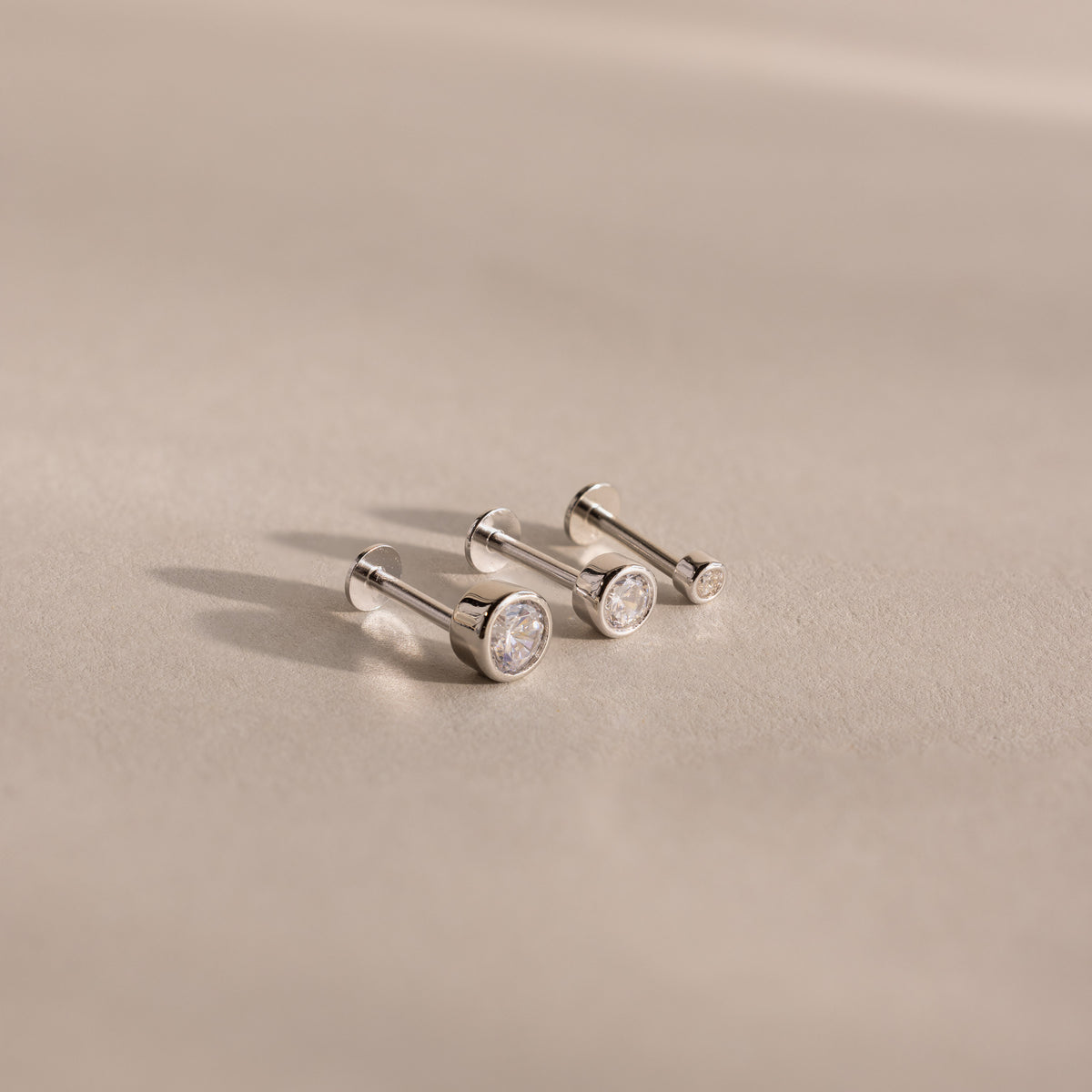 Round Diamond Bezel Flat Back Studs