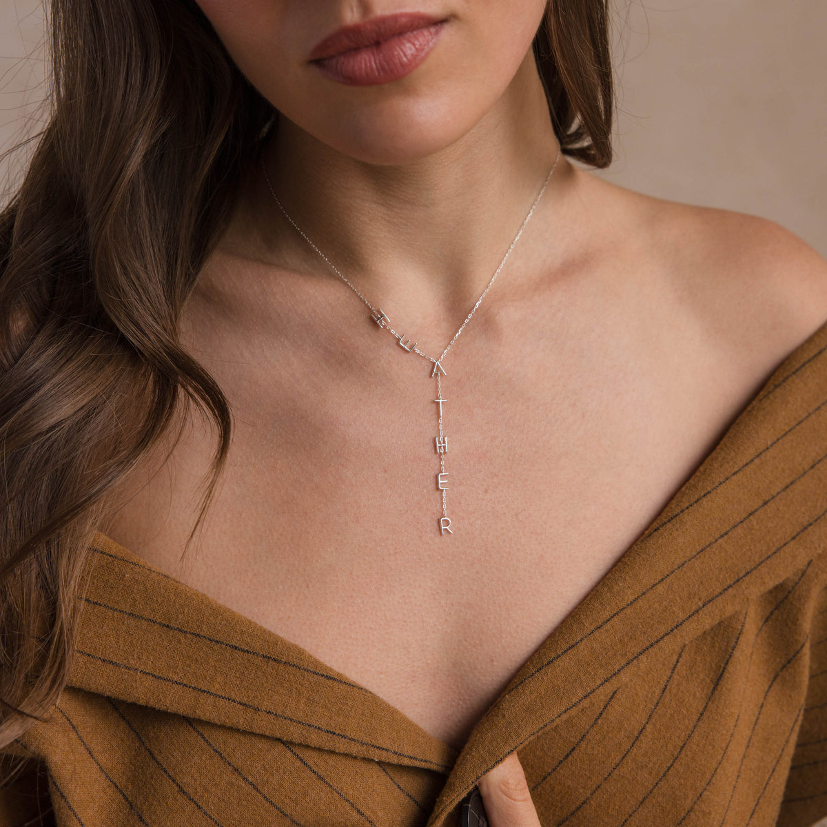 Collier Lariat avec nom